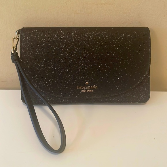 kate spade Handbags - NWOT - Kate Spade glitter joeley wristlet